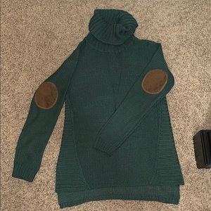 GREEN ROLL NECK TURTLENECK